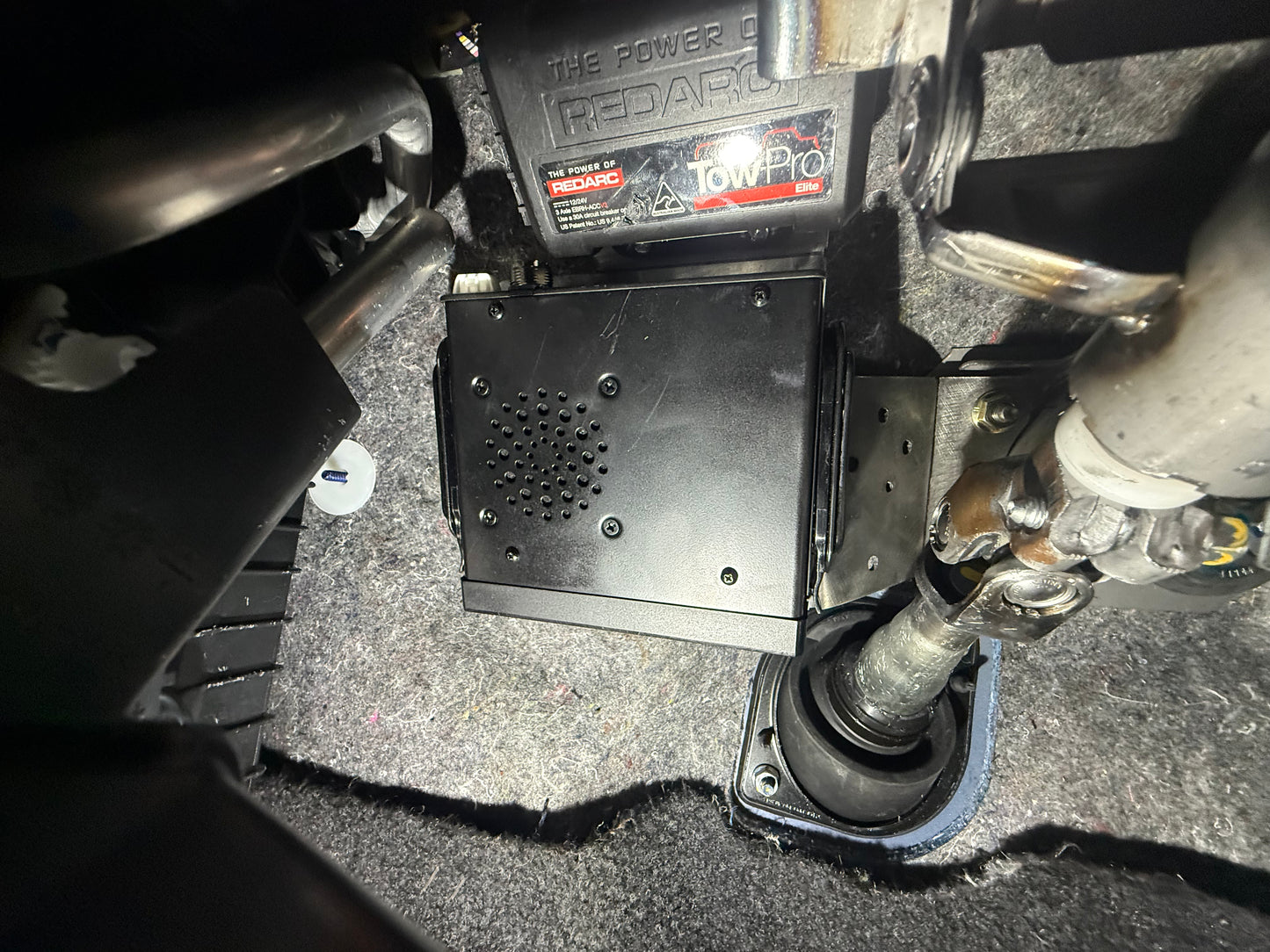 D-Max UHF and TowPro Mount Bracket