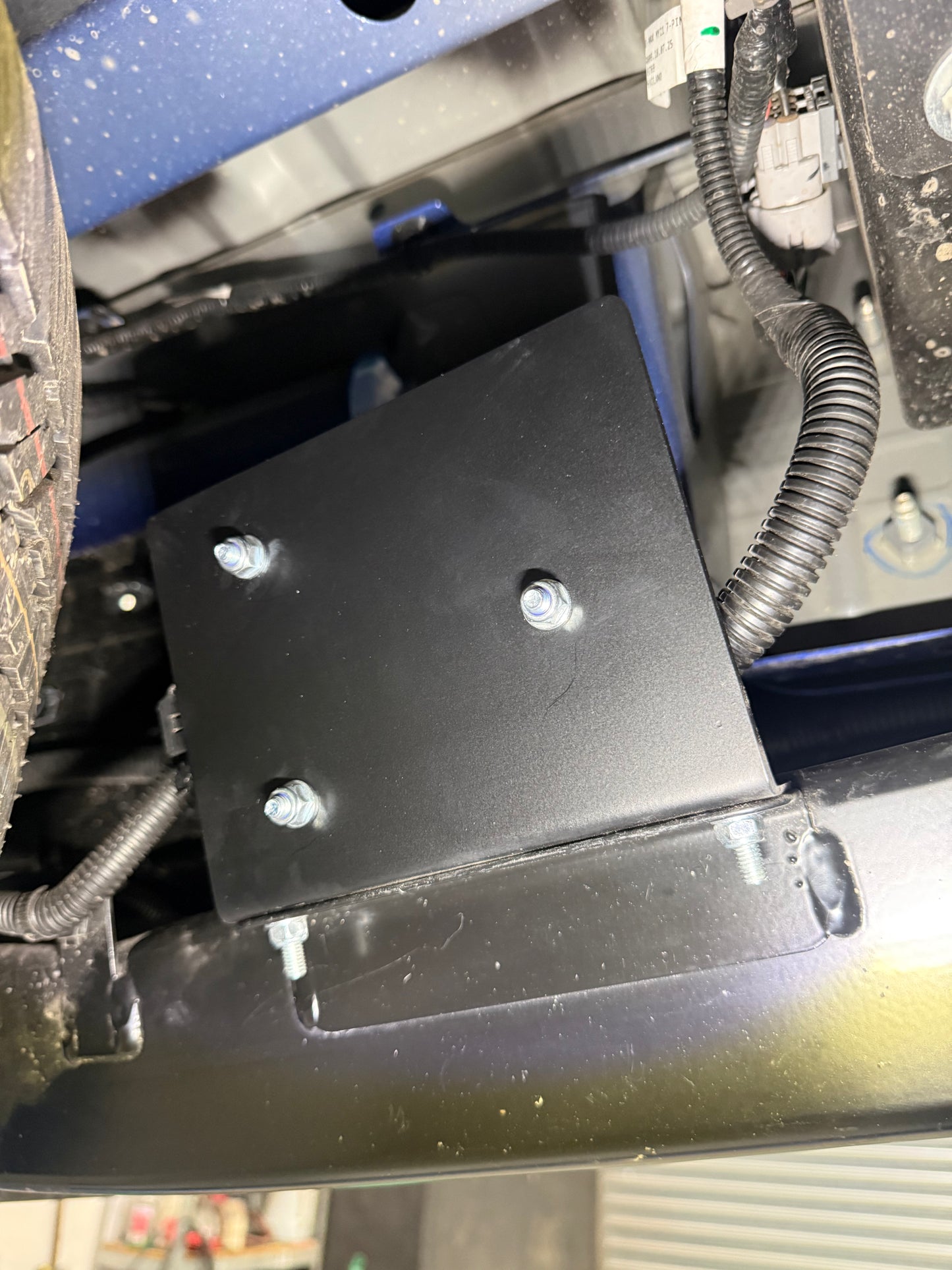 D-Max Trailer Module Bracket
